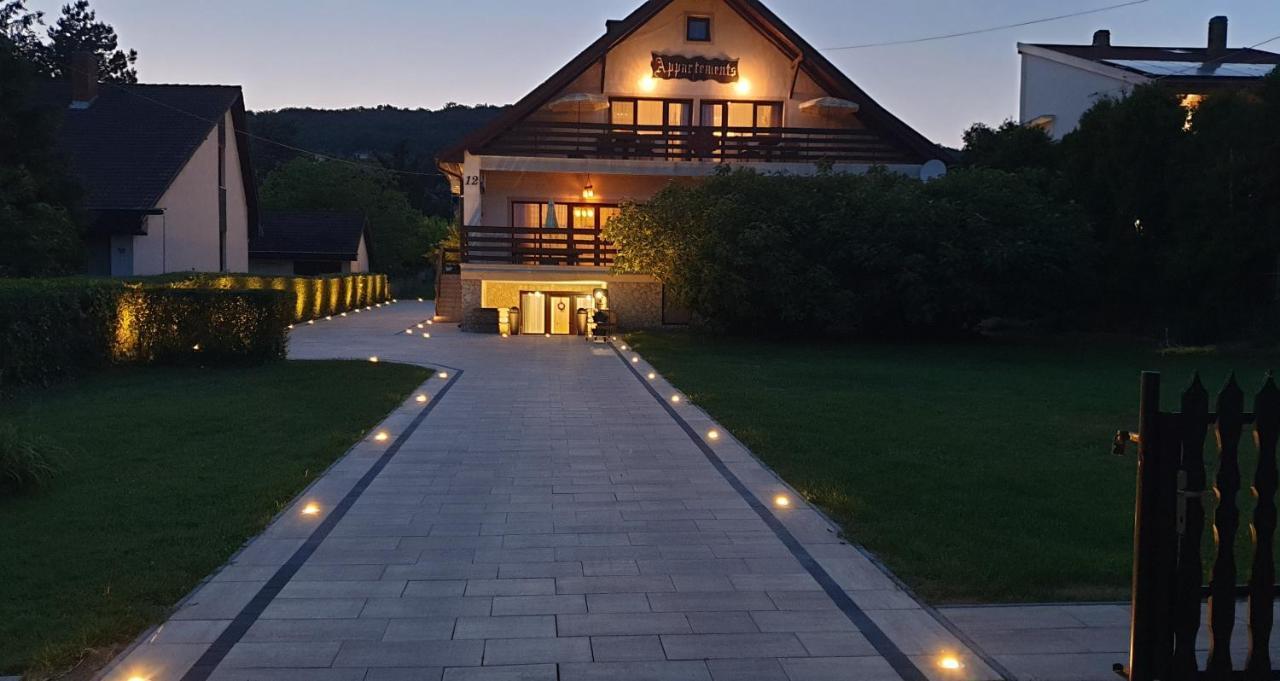 Sarreti Apartmanhaz Balatonfüred Extérieur photo