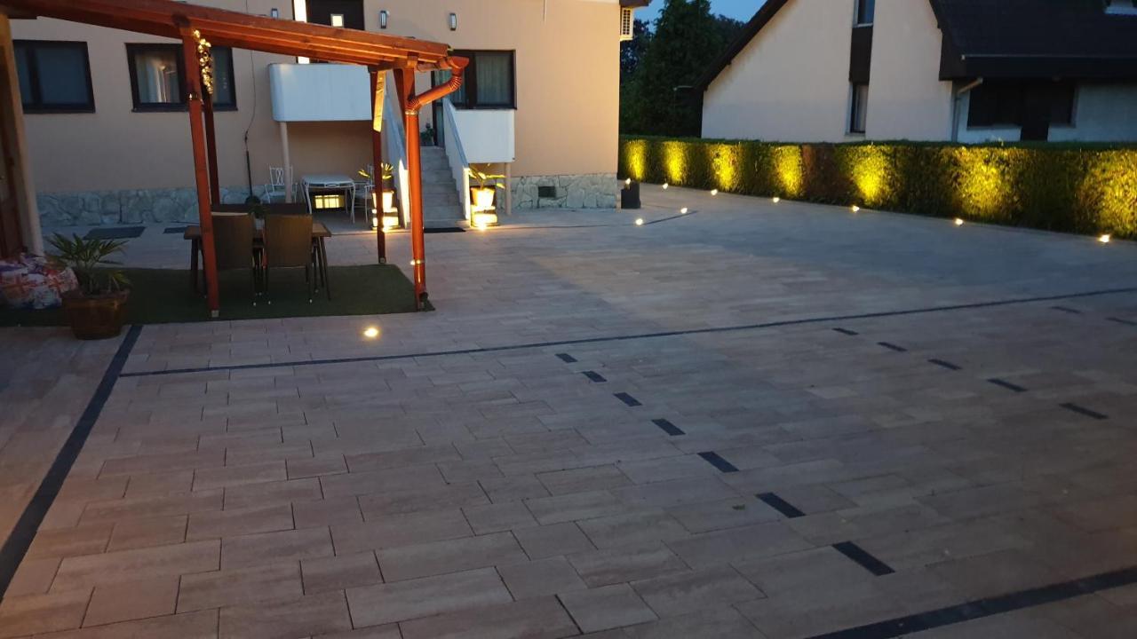 Sarreti Apartmanhaz Balatonfüred Extérieur photo