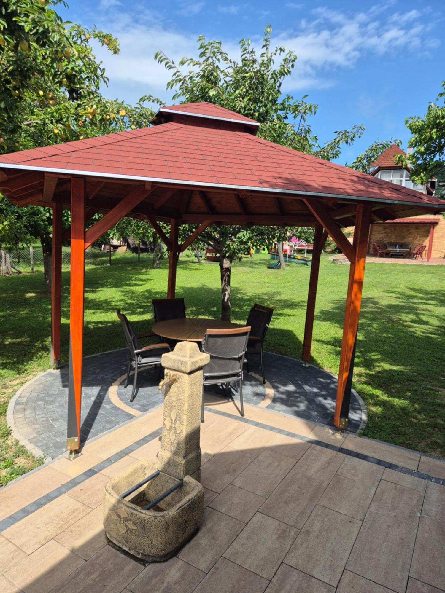 Sarreti Apartmanhaz Balatonfüred Extérieur photo